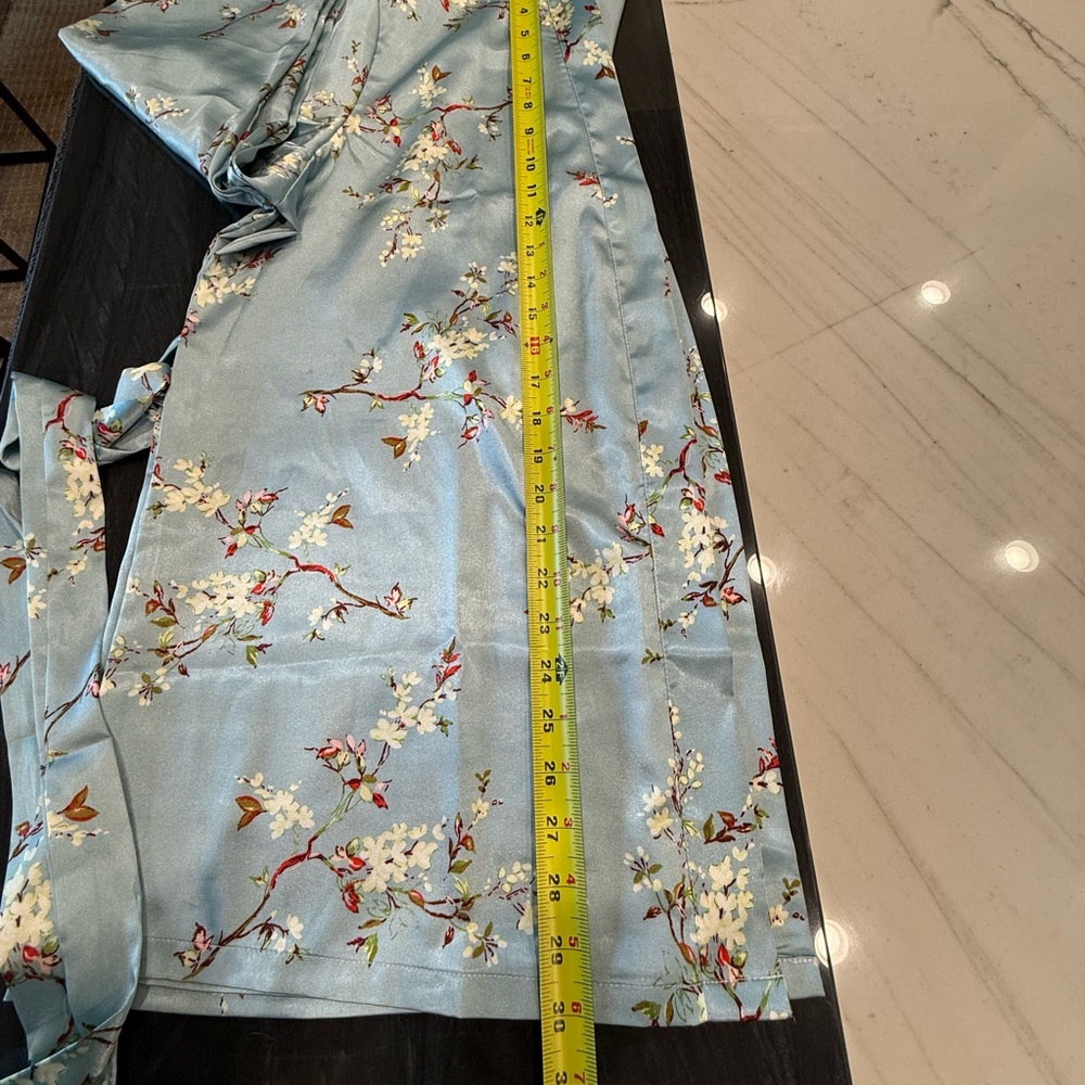 Blue Floral Tie-Front Robe with Ruffled Details - Picture 9 of 9